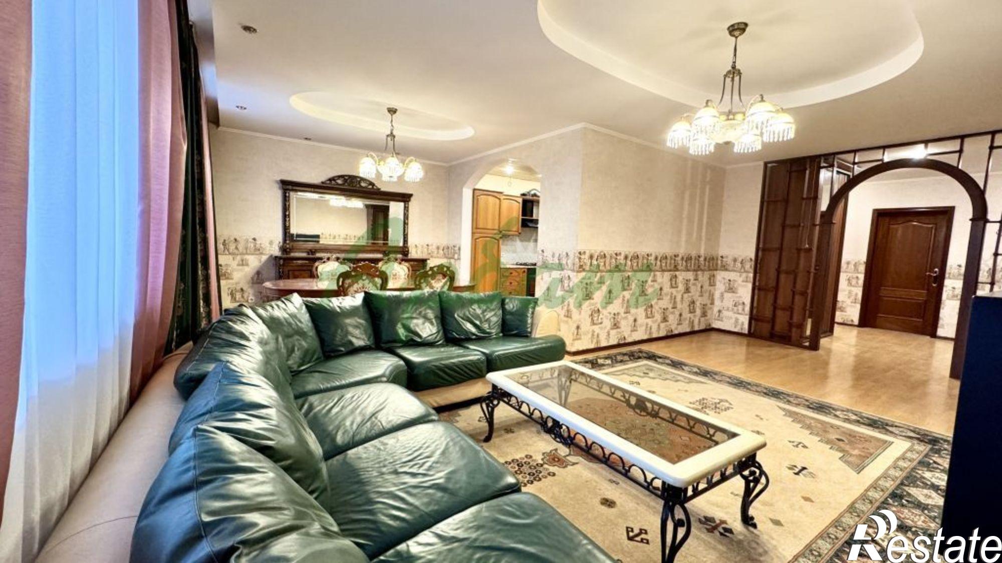 Купить квартиру за 13 200 000 рублей на бульвар Радищева, 4