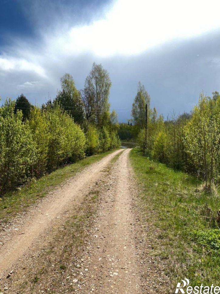 Земельный участок