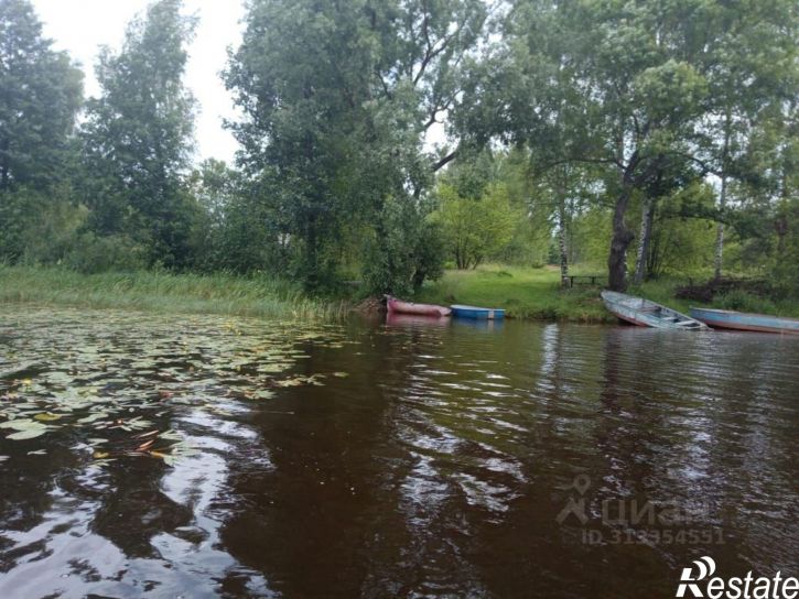 Земельный участок