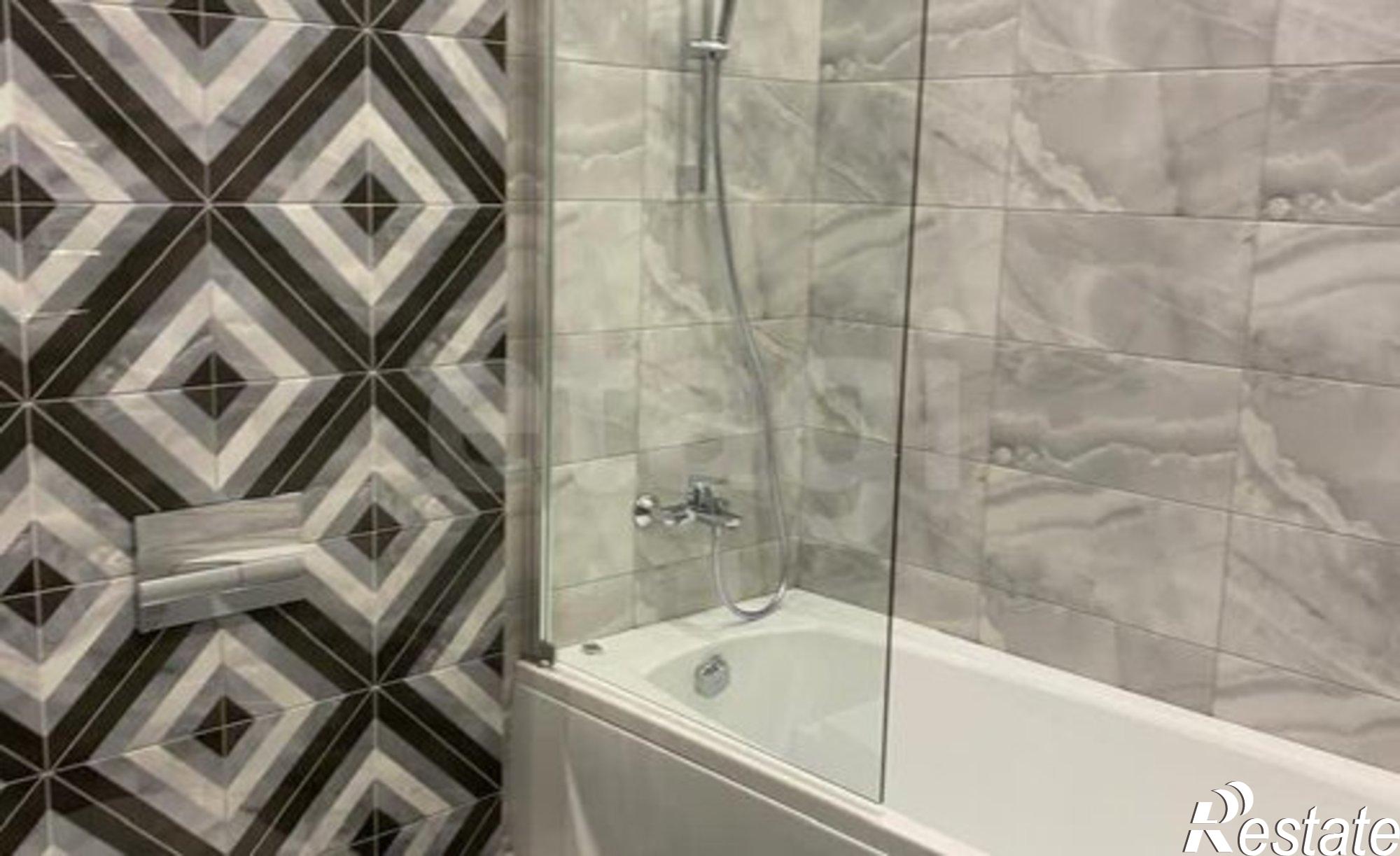 Купить квартиру за 25 500 000 рублей на Тверь, улица Желябова, 48