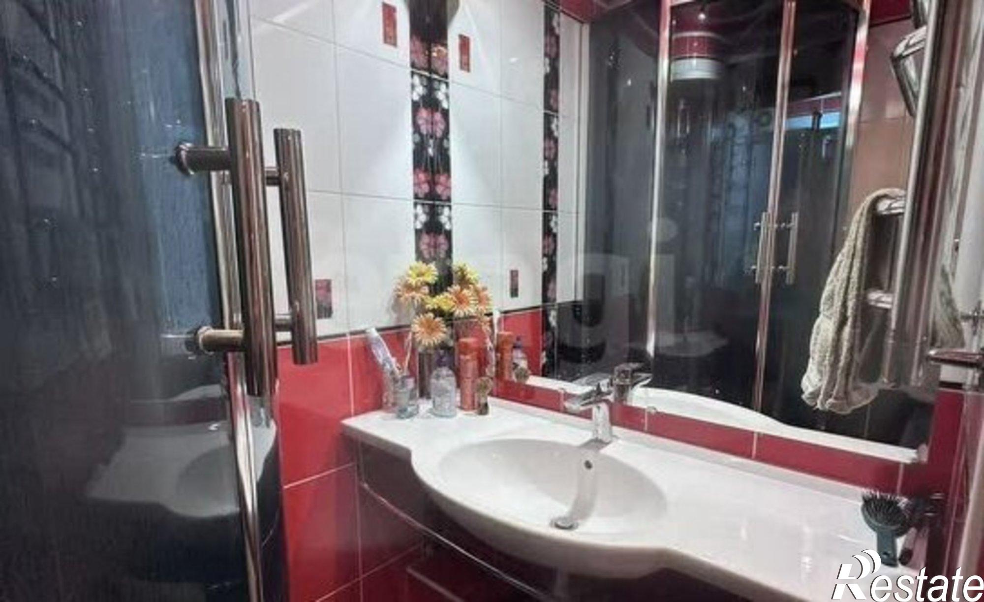 Купить квартиру за 8 150 000 рублей на улица Можайского, 78