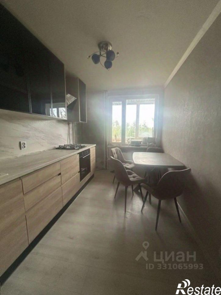 3-комн квартира улица Чернозерского, 22,  д. 22