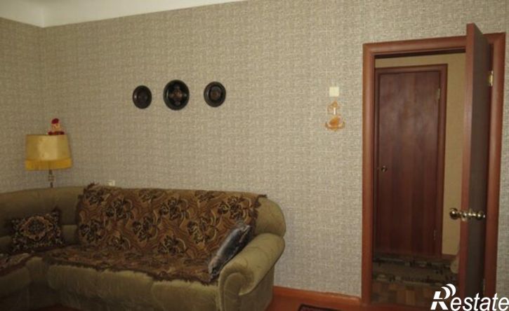 3-комн квартира Конаковский муниципальный округ, посёлок городского типа Редкино, Парковая