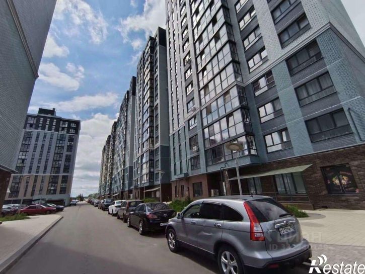 3-комн квартира улица Левитана,дом 72а