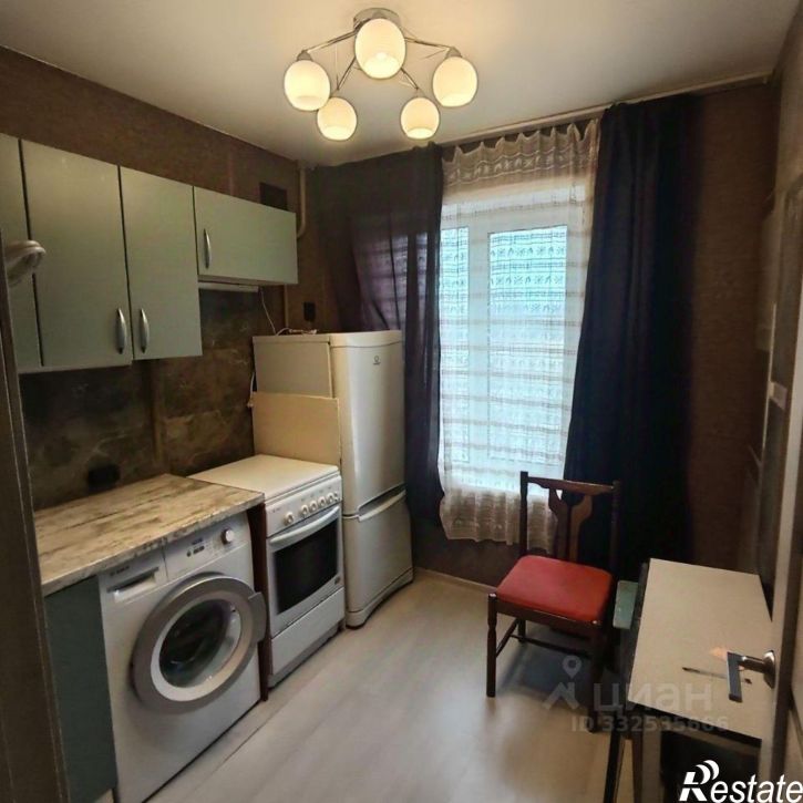 2-комн квартира деревня Карачарово, 1б