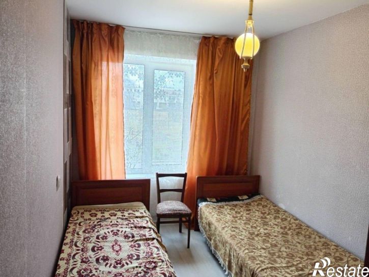 2-комн квартира деревня Карачарово, 1б
