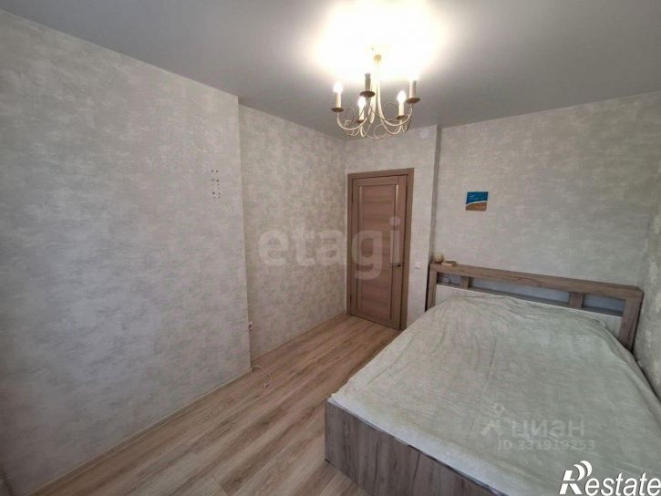 1-комн квартира ул Сергея Есенина, 9,  д. 9