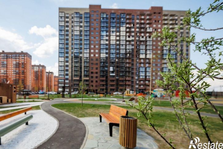 3-комн квартира в новом доме ул Сергея Есенина, 37,  д. 37