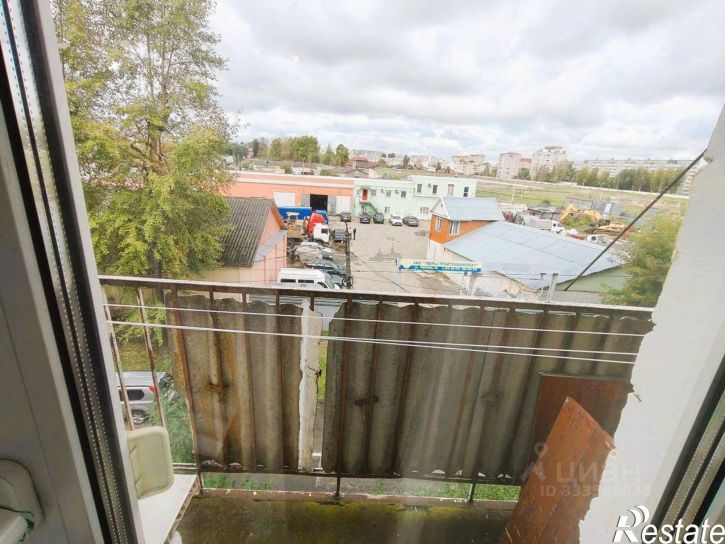 3-комн квартира улица Александра Попова, 38/2,  д. 38/2