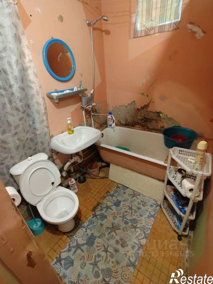 3-комн квартира улица Александра Попова, 38/2,  д. 38/2