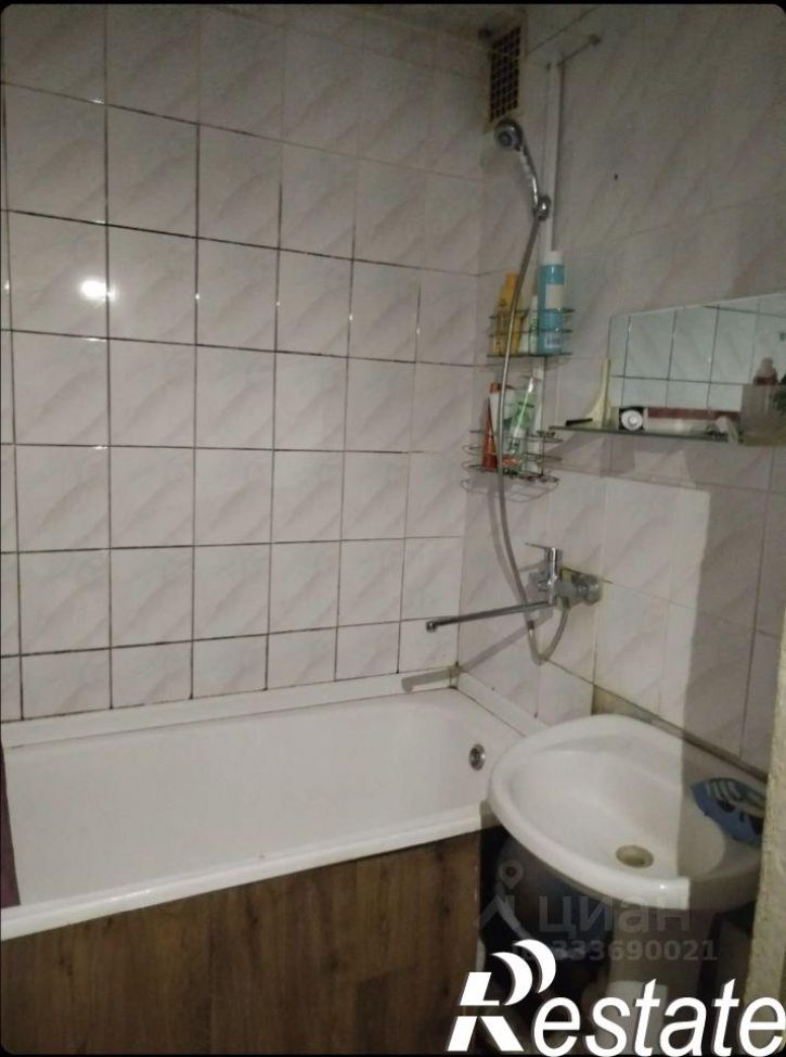 3-комн квартира улица Крупской, 2,  д. 2