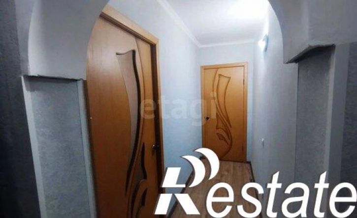 3-комн квартира улица Хромова, 8А,  д. 8А