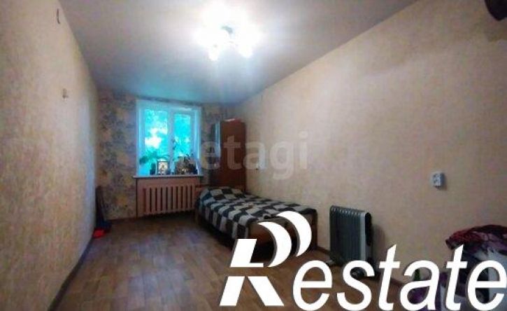 3-комн квартира улица Хромова, 8А,  д. 8А