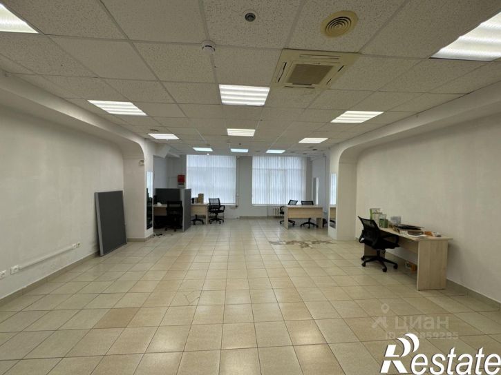 Офис Трёхсвятская улица, 6 к1,  д. 6 к1