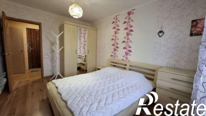 2-комн квартира Дзержинского улица, 48к2