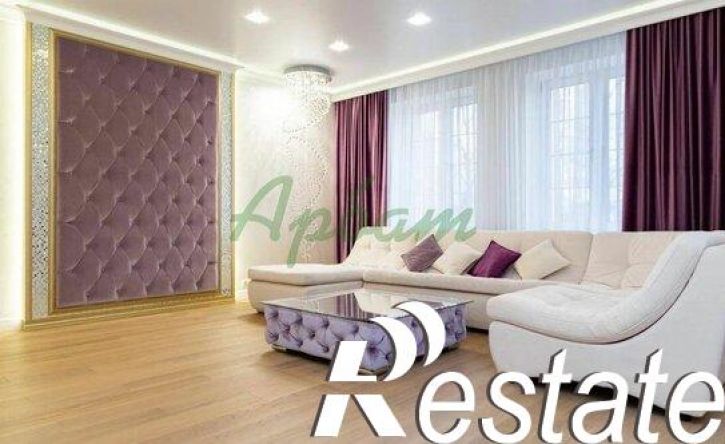 4-комн квартира улица Благоева, 18,  д. 18