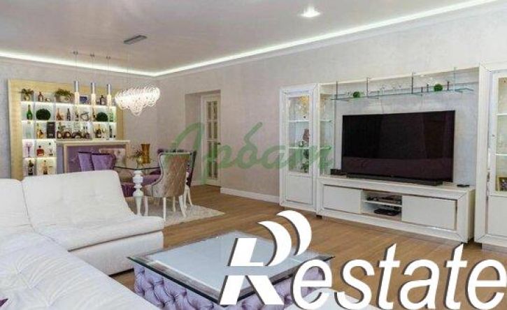 4-комн квартира улица Благоева, 18,  д. 18