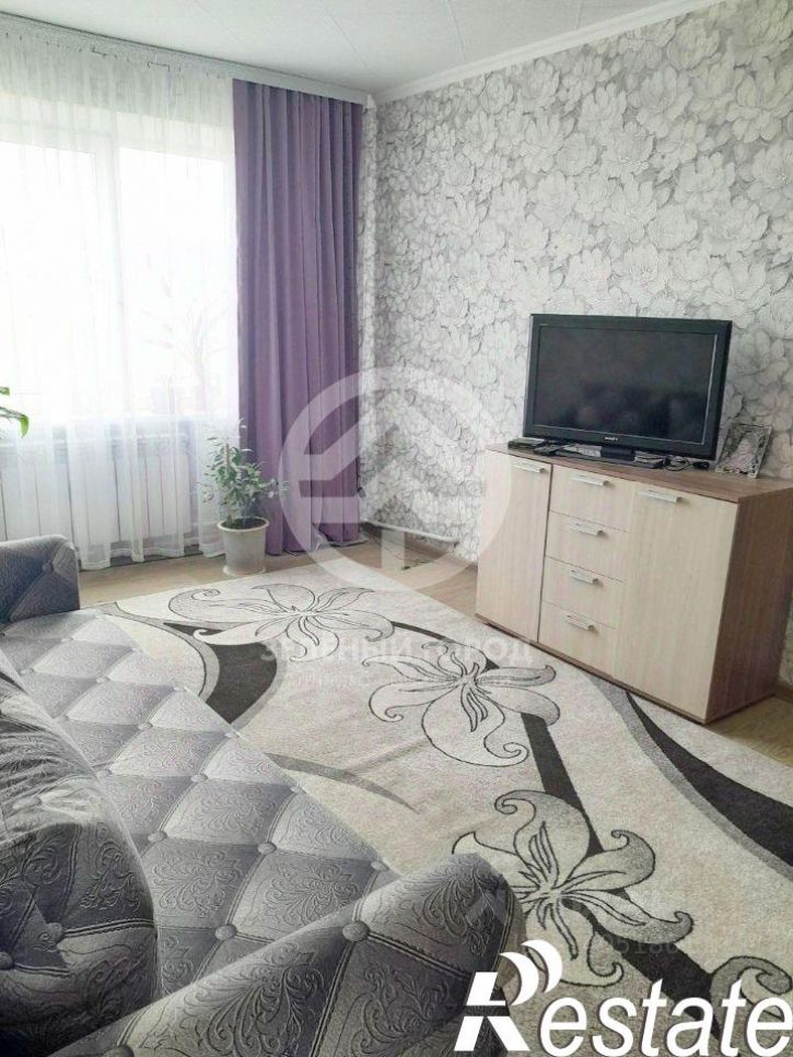 2-комн квартира Октябрьская улица, 10,  д. 10