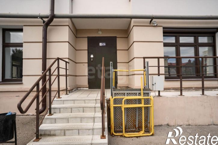 2-комн квартира улица Спартака, 40,  д. 40