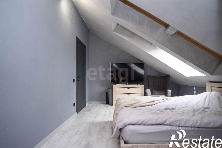 2-комн квартира улица Спартака, 40,  д. 40