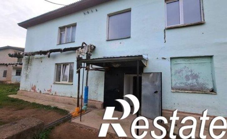 3-комн квартира Торжокский муниципальный округ, деревня Пирогово, улица Надежды, 4