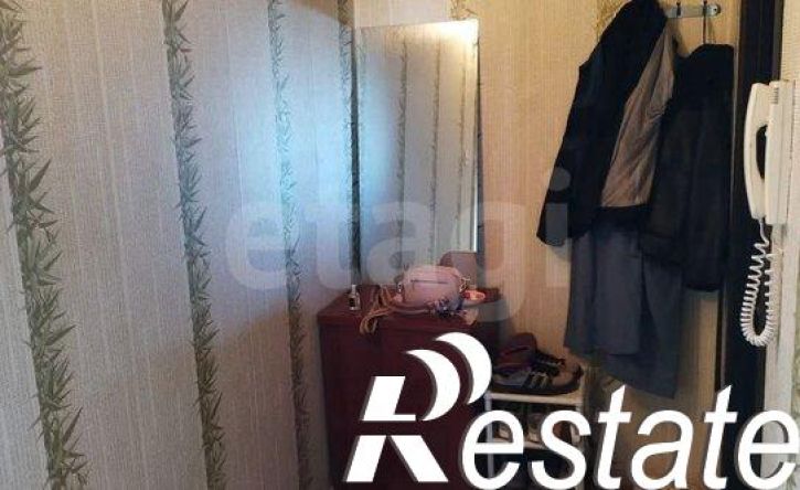 2-комн квартира улица Строителей, 8,  д. 8